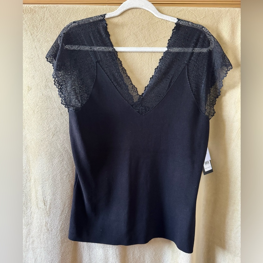 Nicole Miller Black Knit Top/Sweater with Lace Detail Size L - Picture 3 of 13